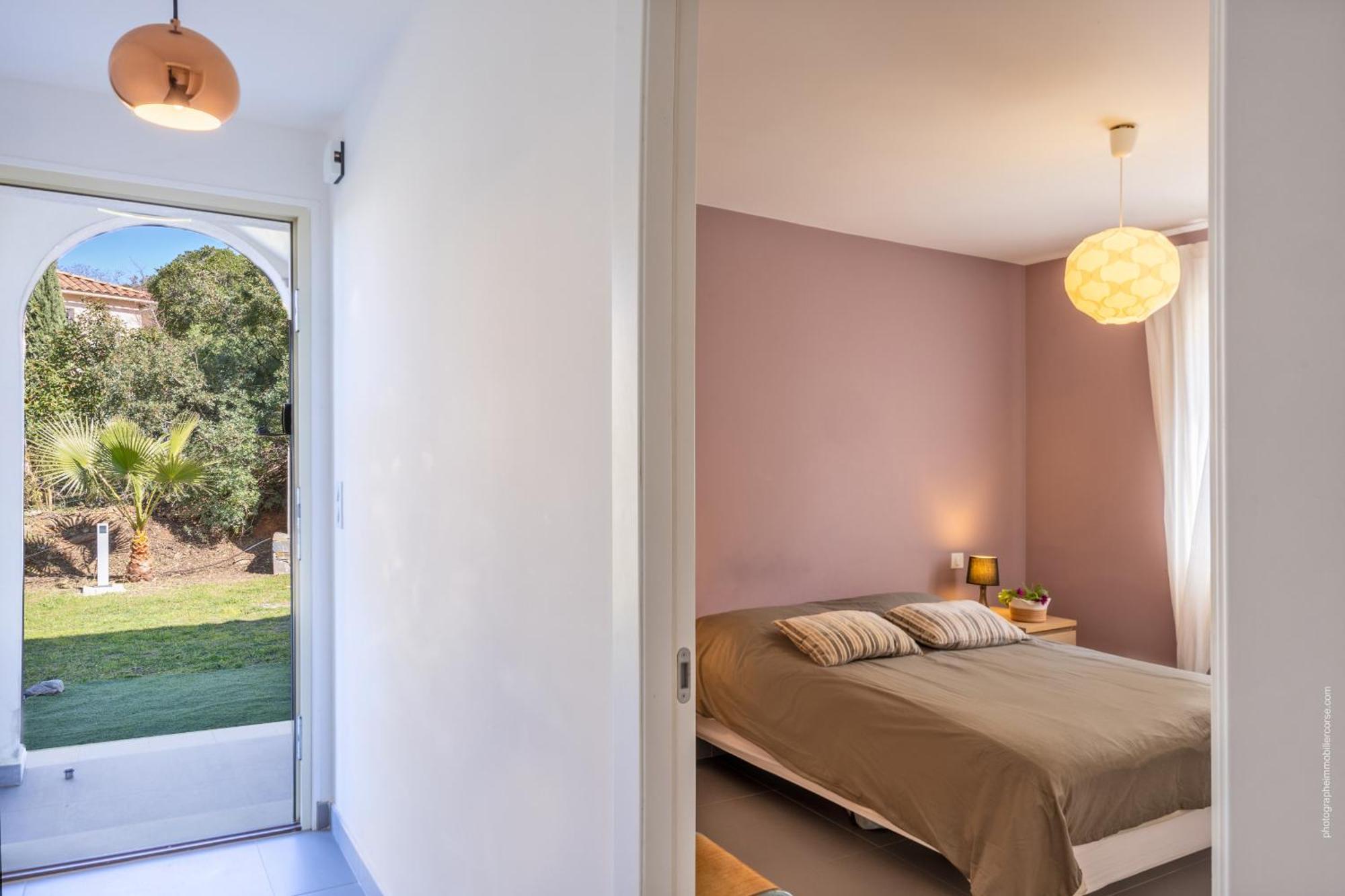 Appartement Vue Mer Fromontica แซ็งต์-โฟลร็องต์ ภายนอก รูปภาพ