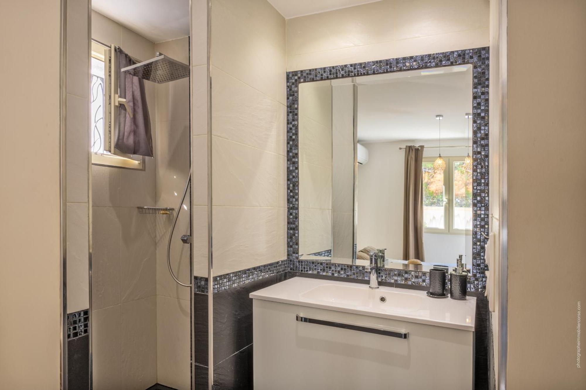 Appartement Vue Mer Fromontica แซ็งต์-โฟลร็องต์ ภายนอก รูปภาพ