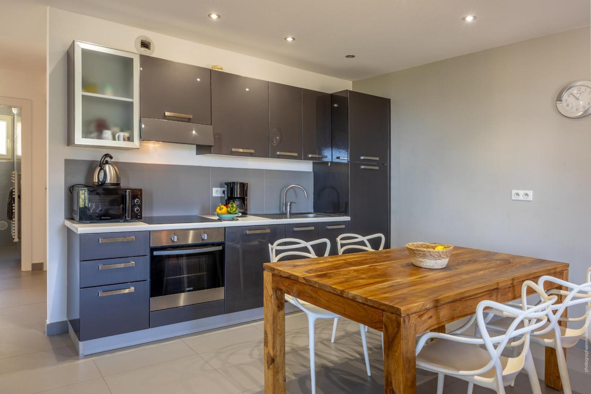 Appartement Vue Mer Fromontica แซ็งต์-โฟลร็องต์ ภายนอก รูปภาพ