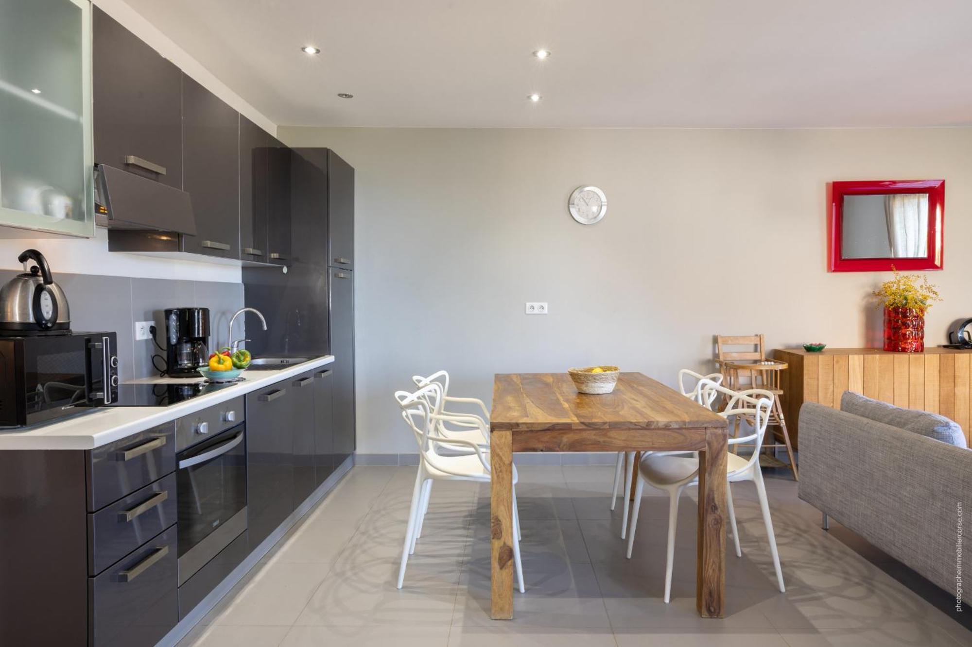 Appartement Vue Mer Fromontica แซ็งต์-โฟลร็องต์ ภายนอก รูปภาพ