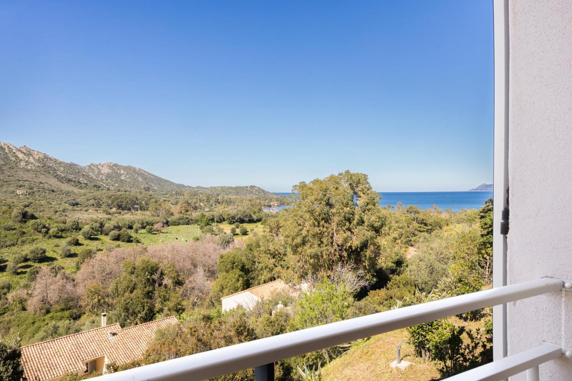 Appartement Vue Mer Fromontica แซ็งต์-โฟลร็องต์ ภายนอก รูปภาพ